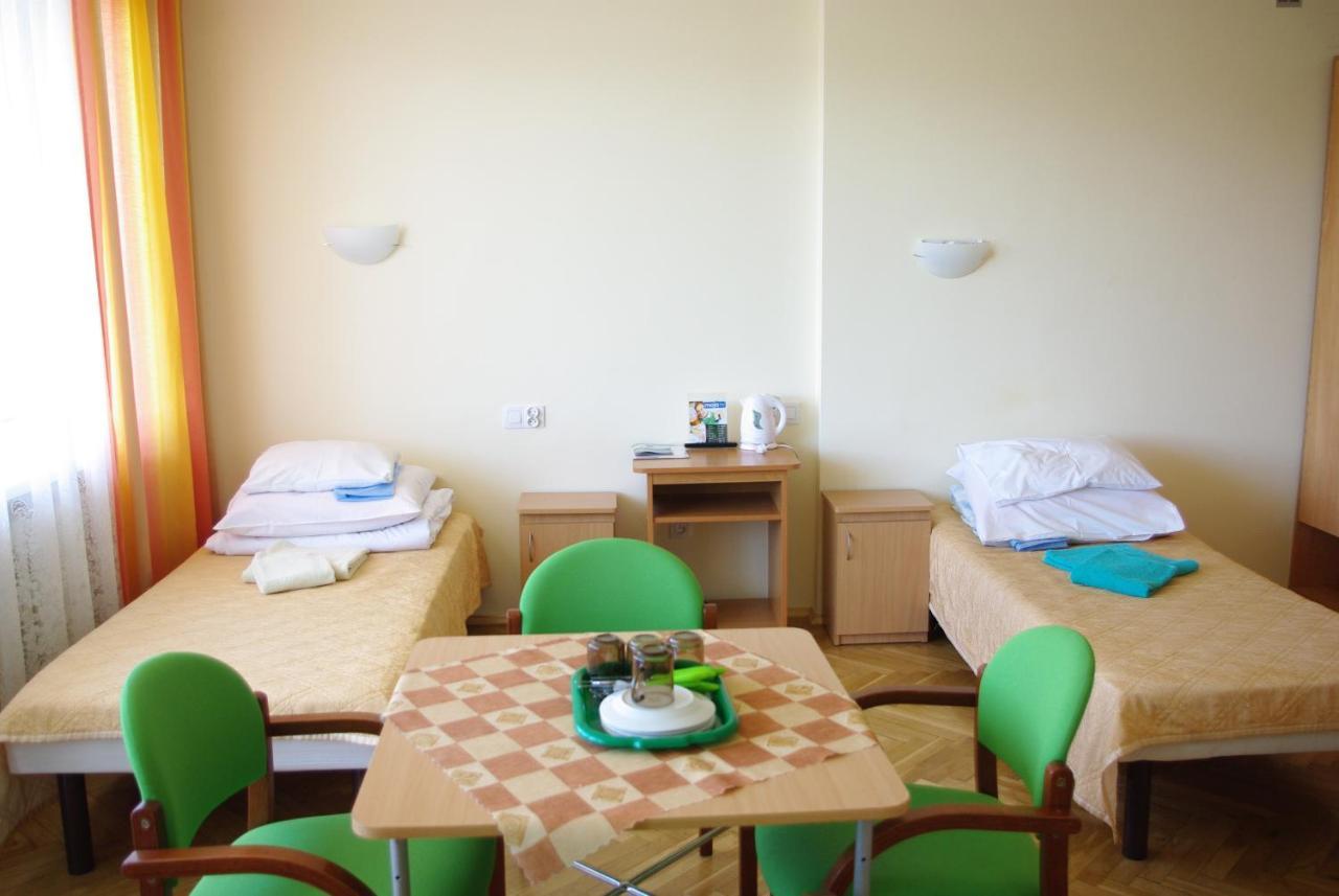 Osrodek Uzdrowiskowy Beskid Hotel วิโซวา-ซโตรจ ภายนอก รูปภาพ