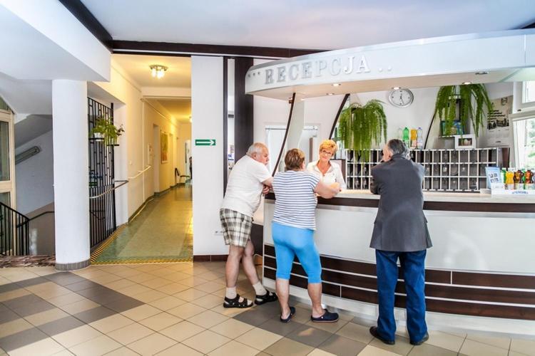 Osrodek Uzdrowiskowy Beskid Hotel วิโซวา-ซโตรจ ภายนอก รูปภาพ